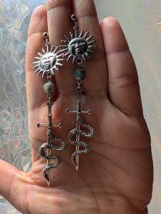Come Slither Earrings